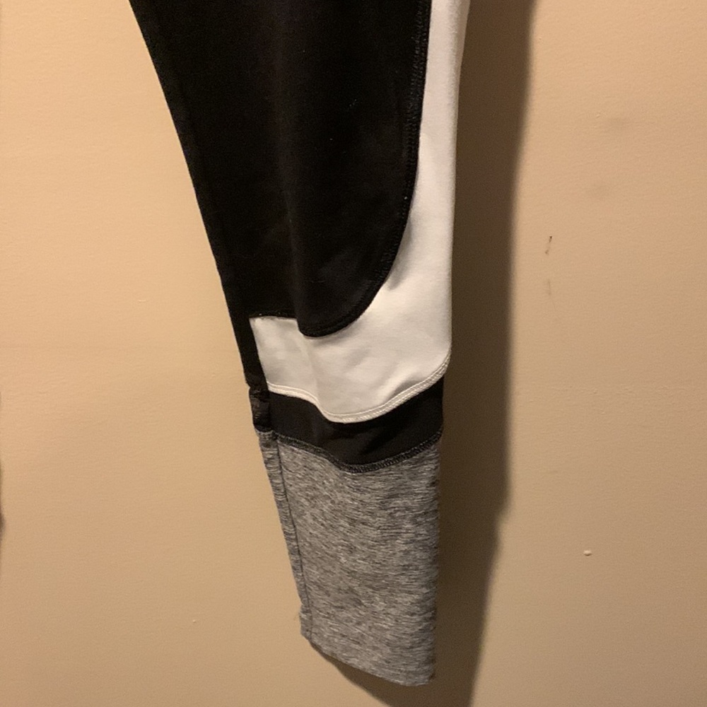 PINK leggings - Picture 3 of 7